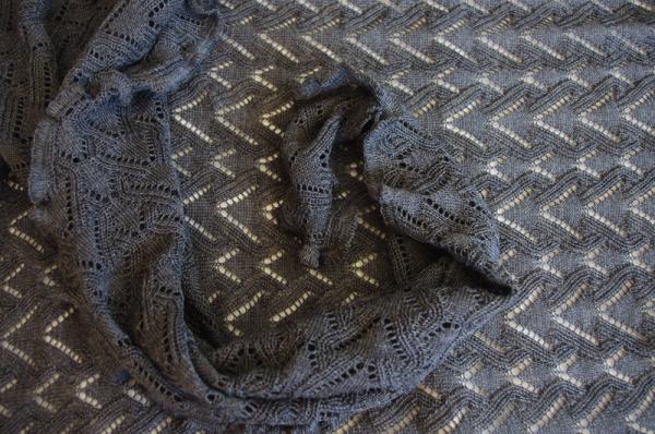 Invero Dreiecktuch Susi stone, Farben , Struktur, Muster